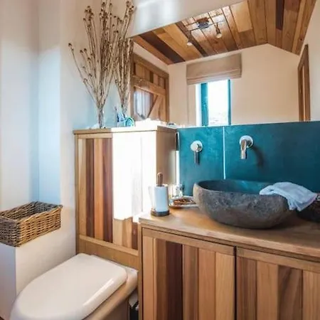 Springhill Studio, Brimham Rocks Yorkshire Dales *